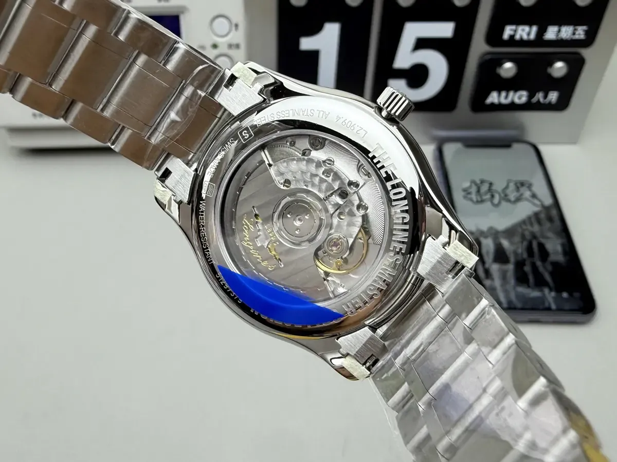 APS厂浪琴名匠月相V2对决GF厂：谁才是复刻界真王者？