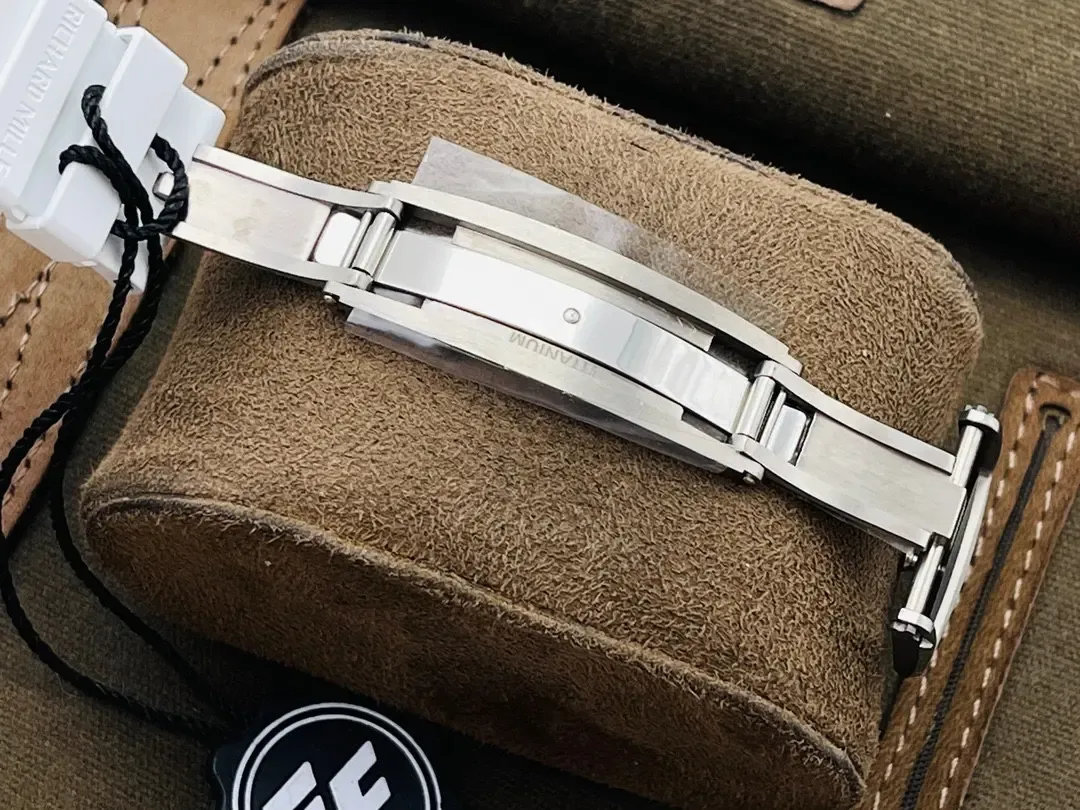 ZF厂理查德RM055白陶瓷对比BBR，谁才是天花板？