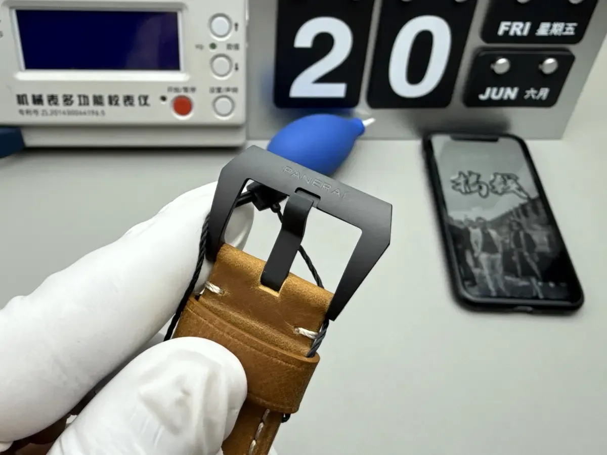 全陶瓷壳+GMT双时区！VS沛纳海441深度评测