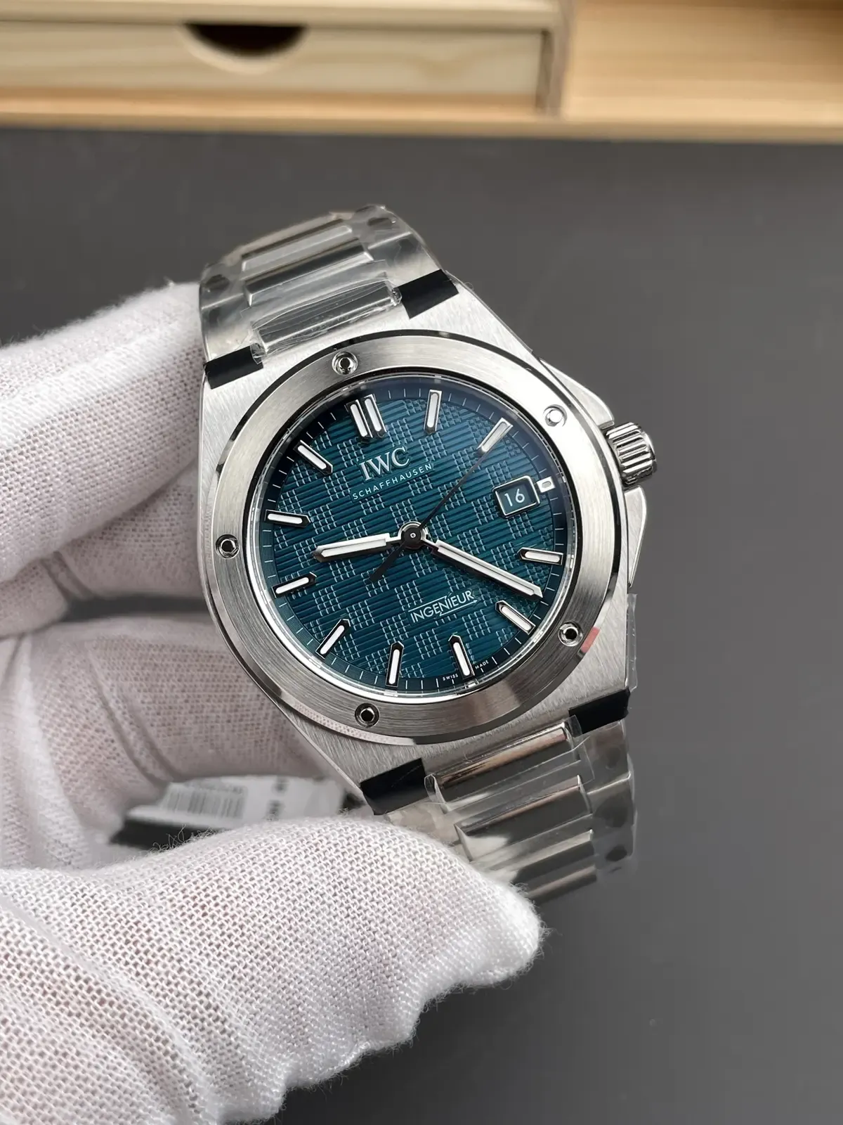 一眼解毒：V7厂万国工程师机芯拆解+做工细节全解析