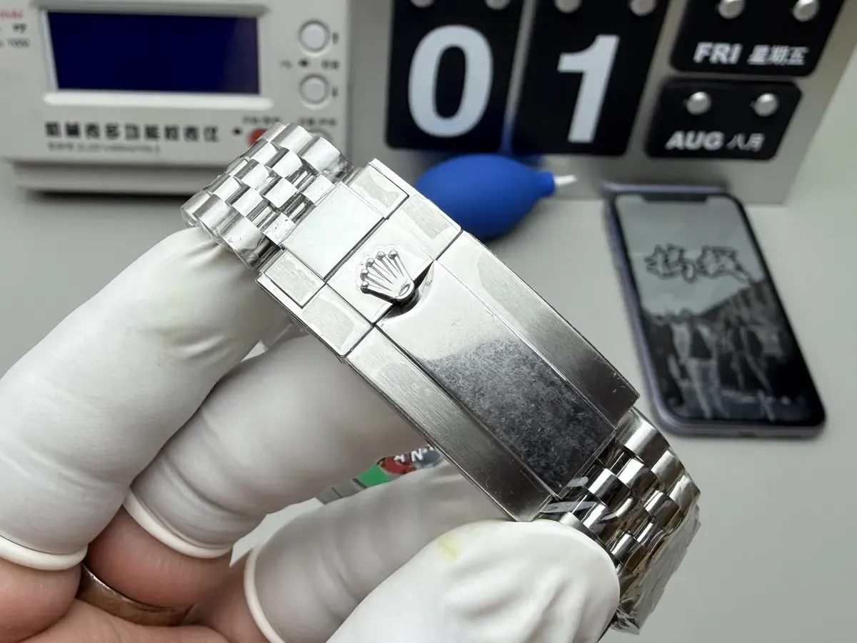 避坑指南：如何一眼辨别正C厂V3可乐圈？