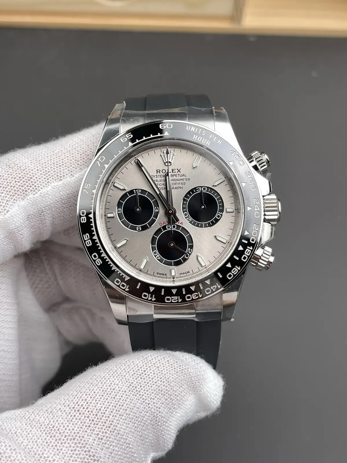 98%还原！C厂劳力士水泥灰迪深度评测：一眼辨真假