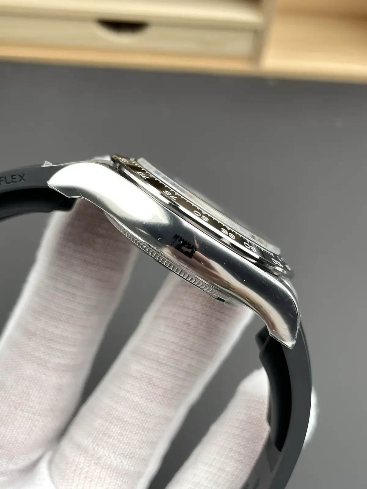 98%还原！C厂劳力士水泥灰迪深度评测：一眼辨真假