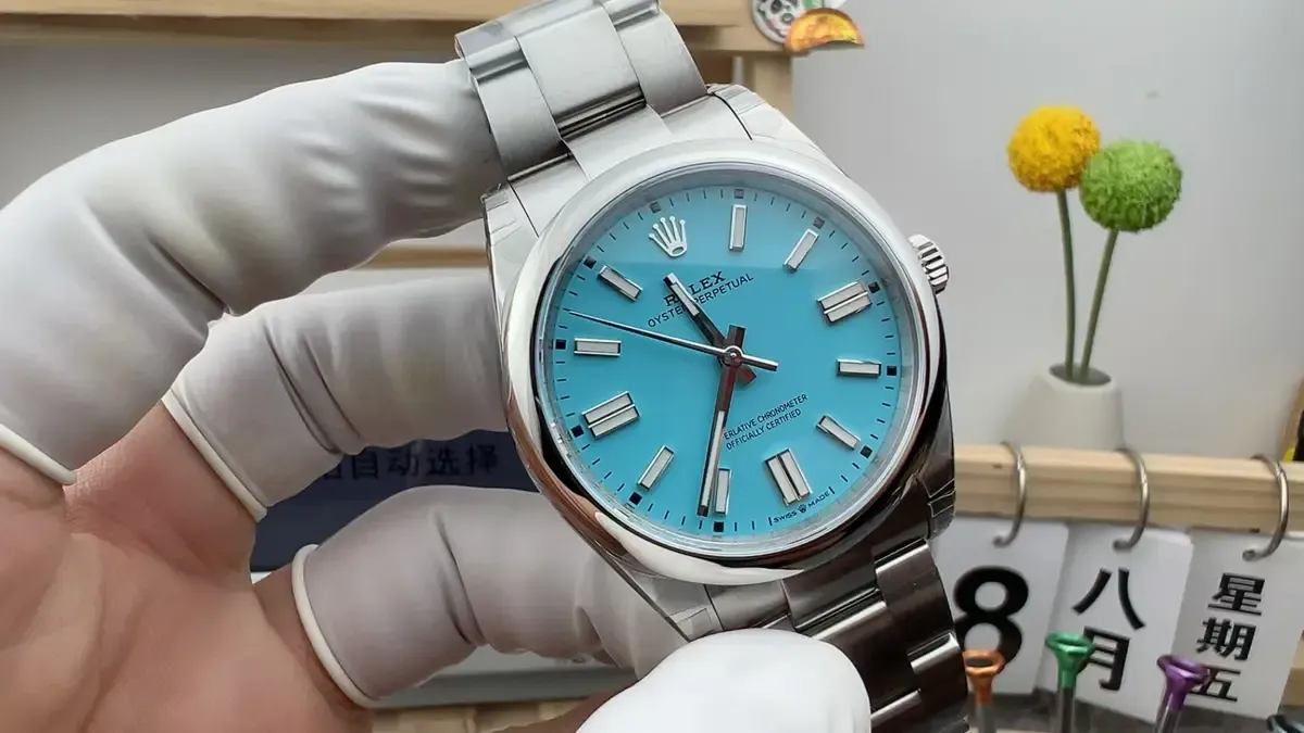 小厂陷阱曝光：教你一眼识破假VS厂劳力士恒动