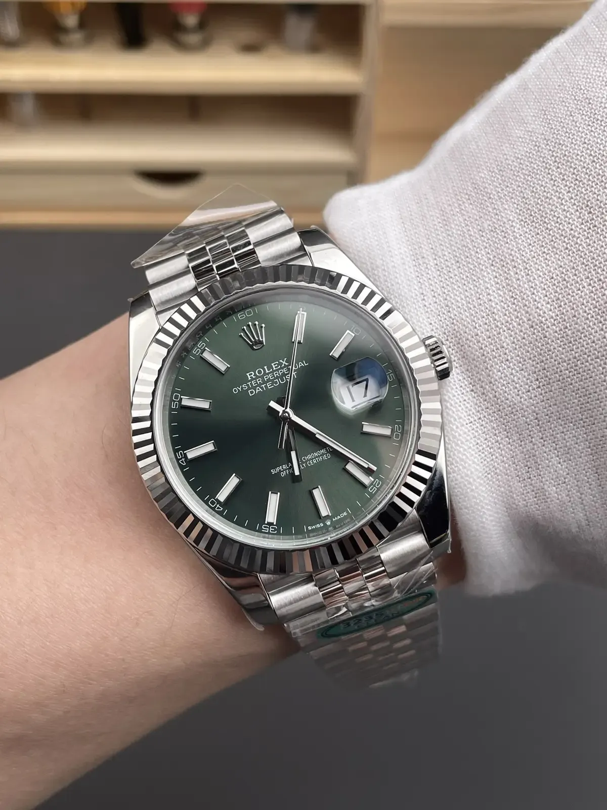 拒绝踩坑！一分钟教你识别真假C厂劳力士薄荷绿日志
