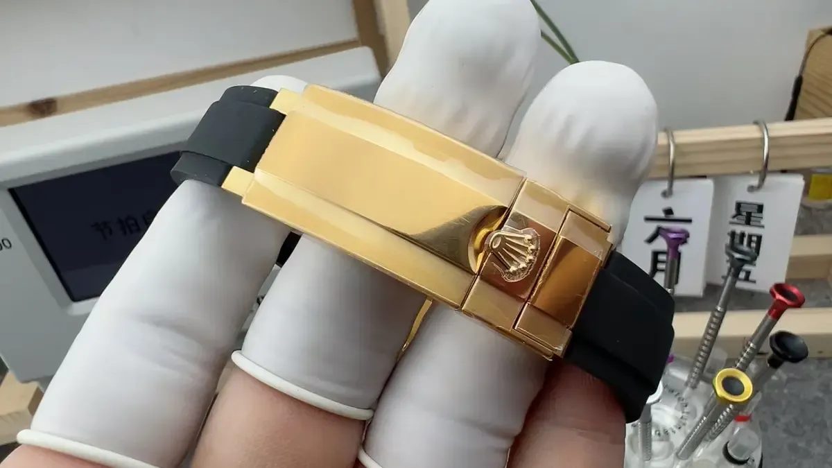 独家实拍：VS厂劳力士黄金游艇胶带细节全解析