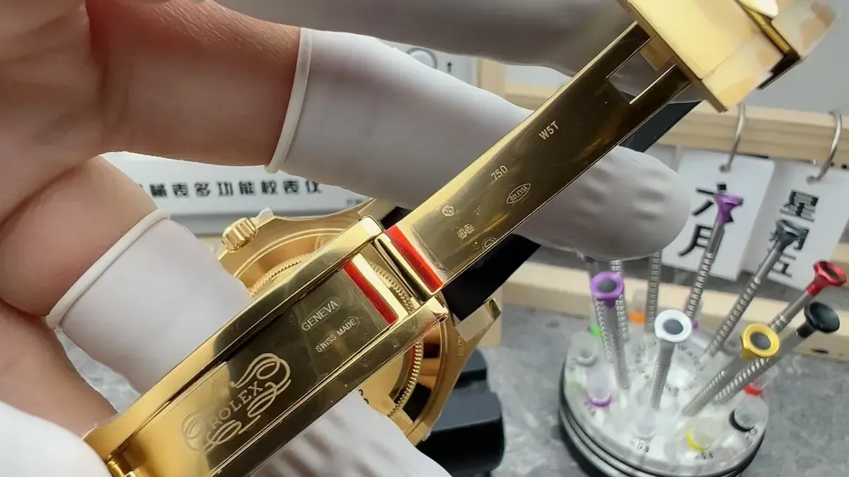 独家实拍：VS厂劳力士黄金游艇胶带细节全解析