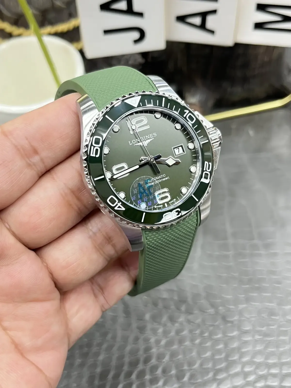 不想戴劳太高调？AF厂浪琴康卡斯上手实测，颜值与性能双杀