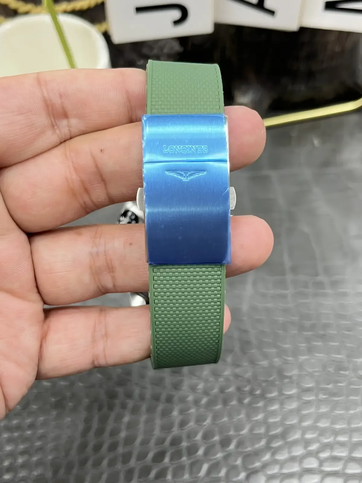 不想戴劳太高调？AF厂浪琴康卡斯上手实测，颜值与性能双杀