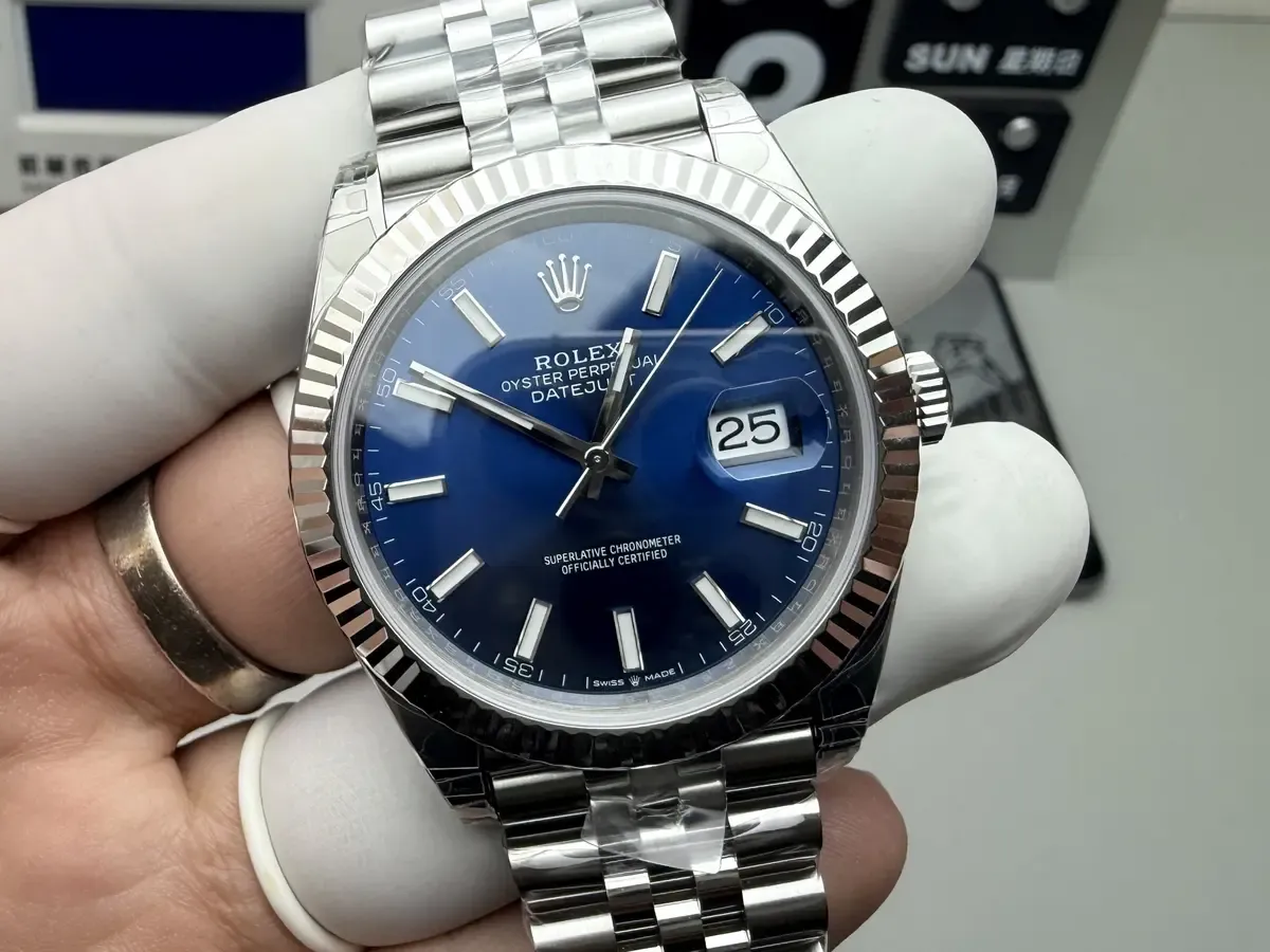 70小时续航+一体3235！VS厂劳力士日志41mm深度拆解