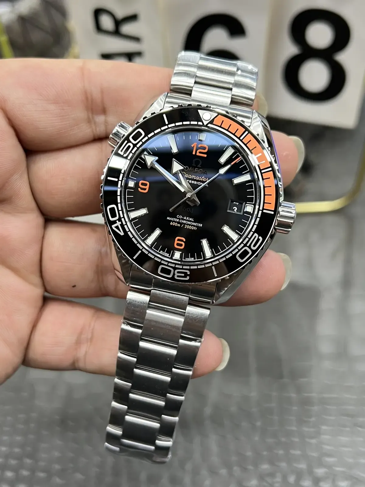 胶圈软弹、8900机芯：拆解VS厂四分之一橙，闭眼入不踩坑