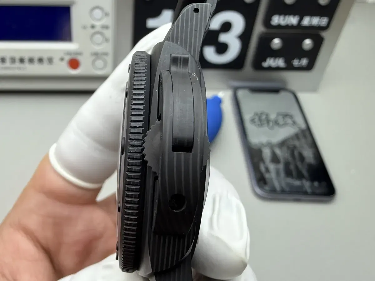 47mm碳纤维巨兽！毒评VS沛纳海PAM616三招秒辨真伪