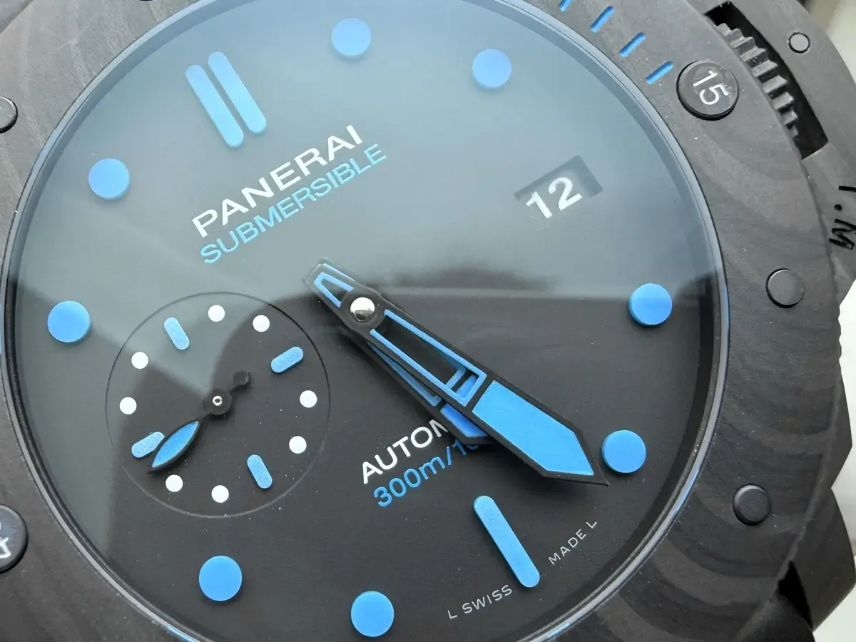 47mm碳纤维巨兽！毒评VS沛纳海PAM616三招秒辨真伪