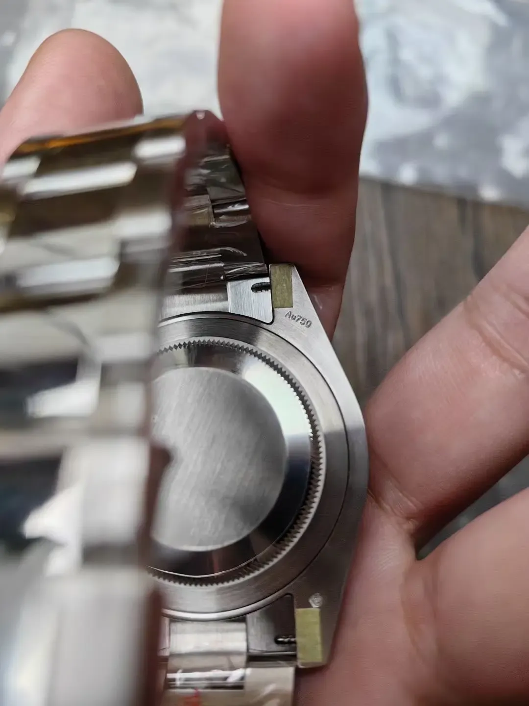 140g白金质感？C+劳力士陨石格林尼治：重量、色差一次说清