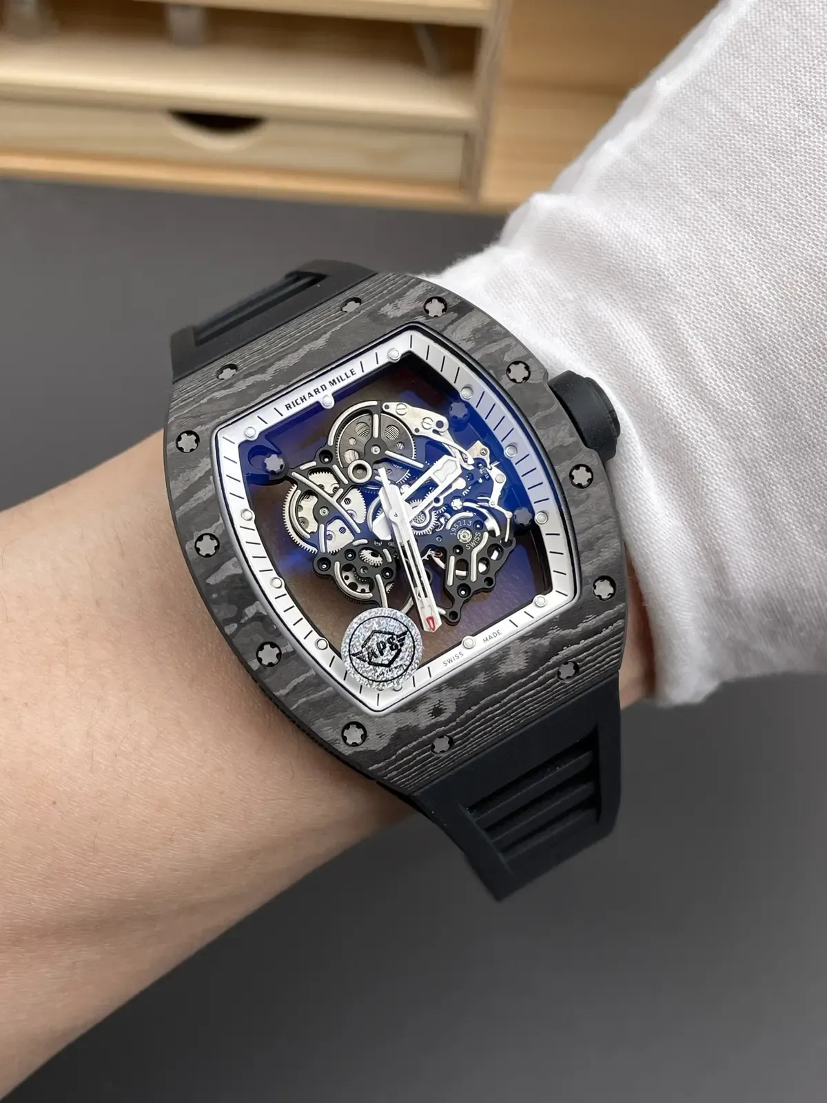 4K多拿下百万级质感！APS理查米尔RM055真香解析