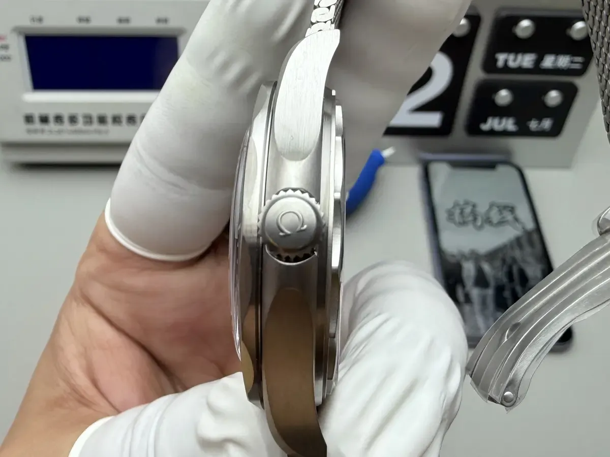 对比原版差距在哪？亲测VS厂欧米茄007“无暇赴死”