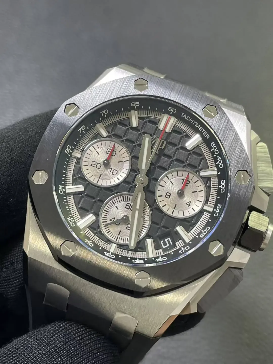 95%还原度！APS皇家橡树26420对比原装差距有多大