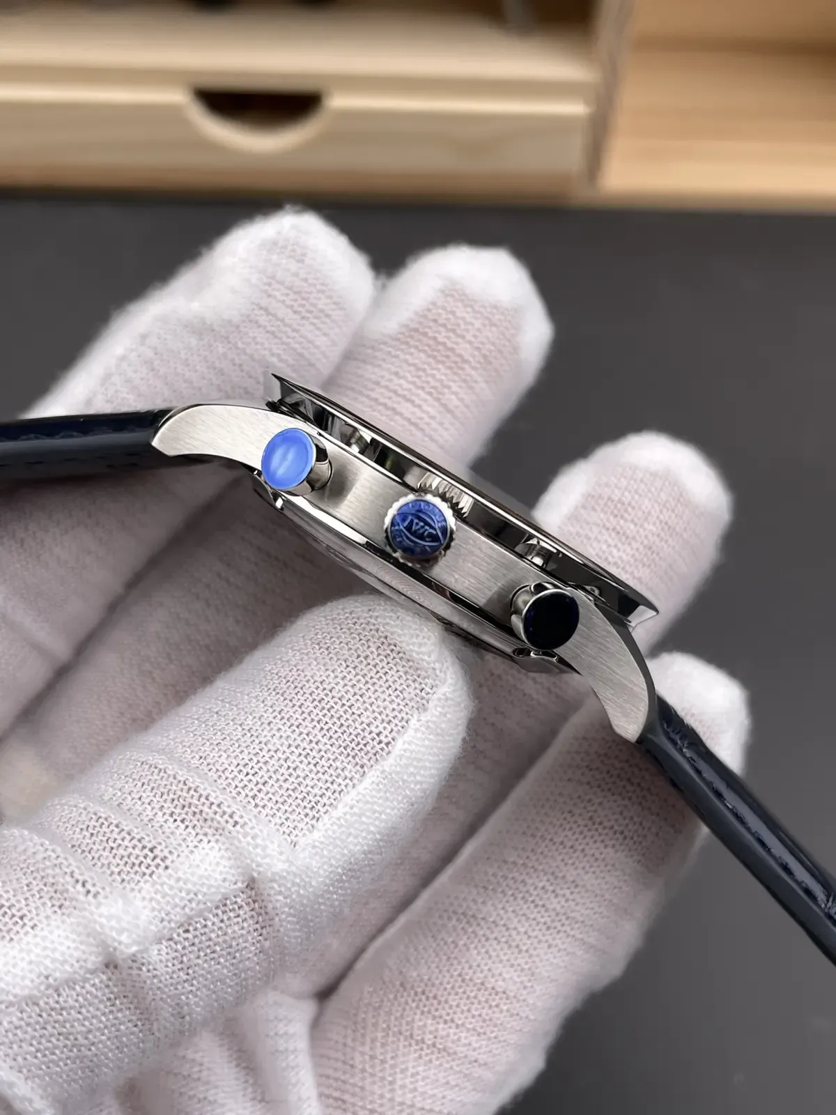 复刻巅峰还是智商税？ZF厂万国葡萄牙计时购入全攻略