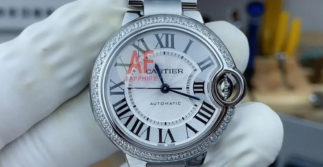 送礼不踩雷：AF厂卡地亚蓝气球女表两周真实佩戴报告