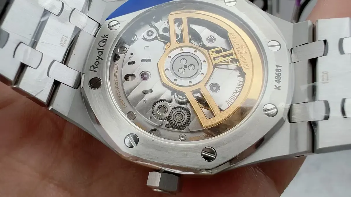 万元级复刻新王诞生？APS厂爱彼15510 VS 正品全维度横评