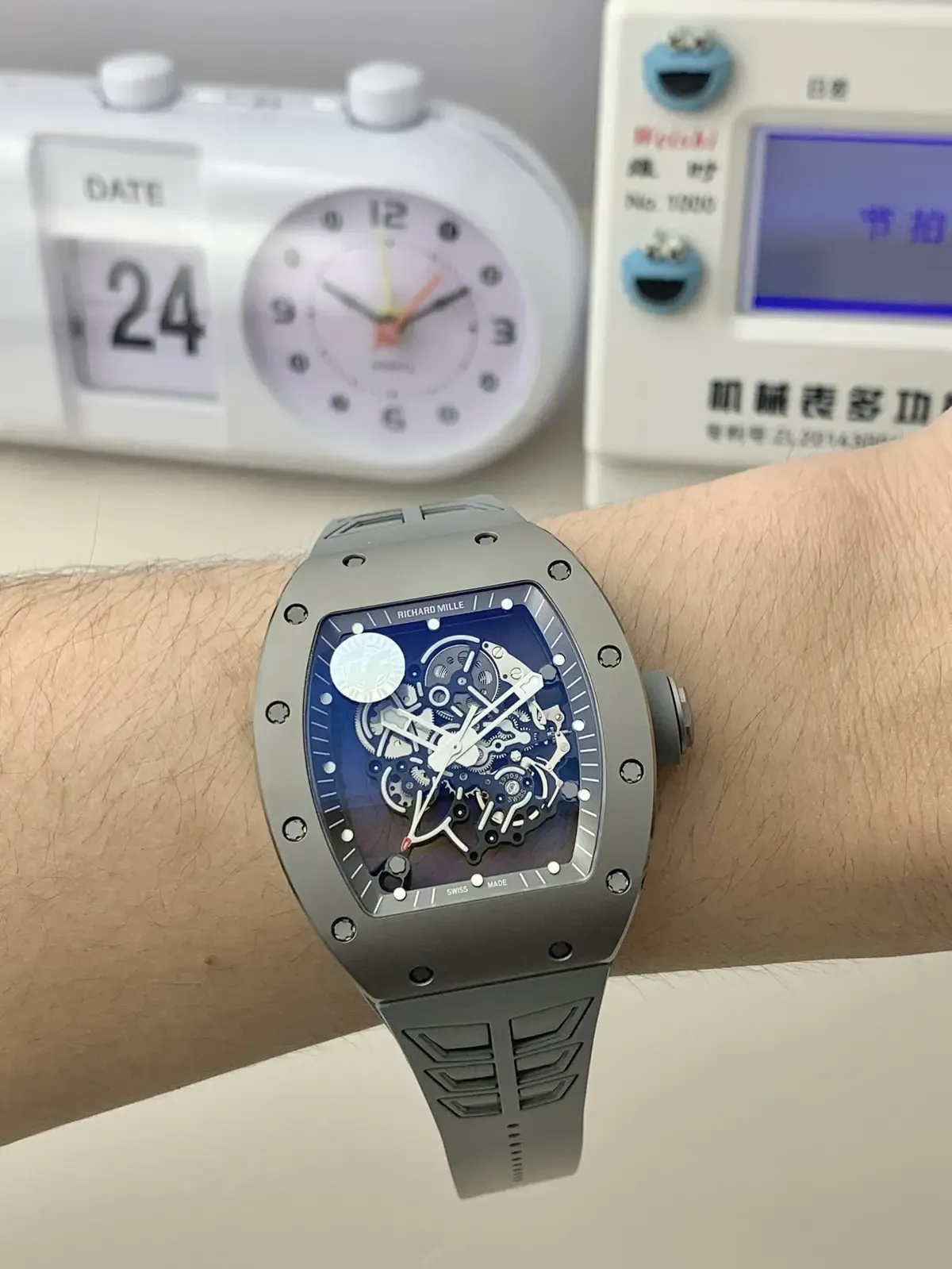 ZF厂理查德米尔RM055上手实测，90%神还原是真是假？