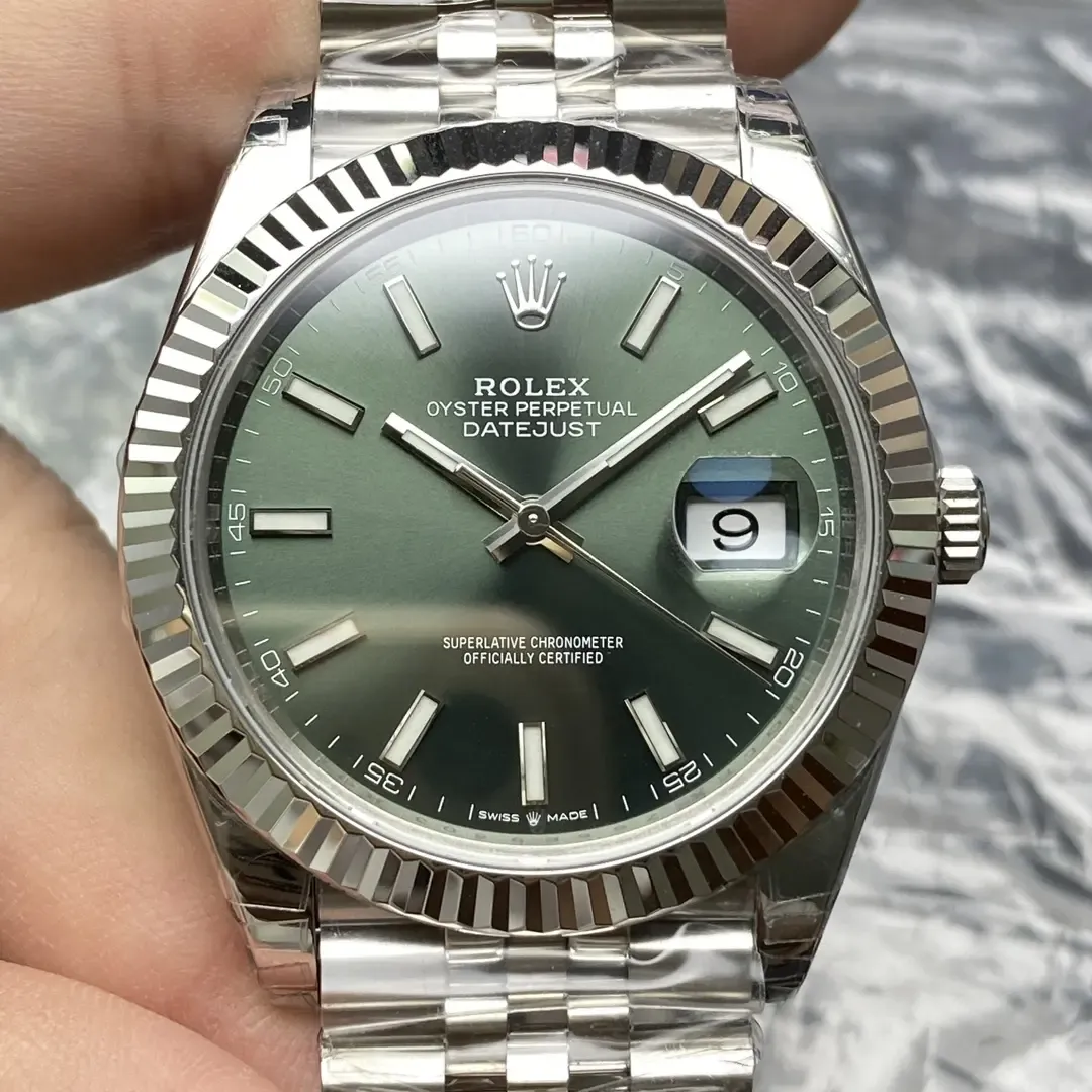 VS厂劳力士薄荷绿日志是否值得购买（优缺点详解）