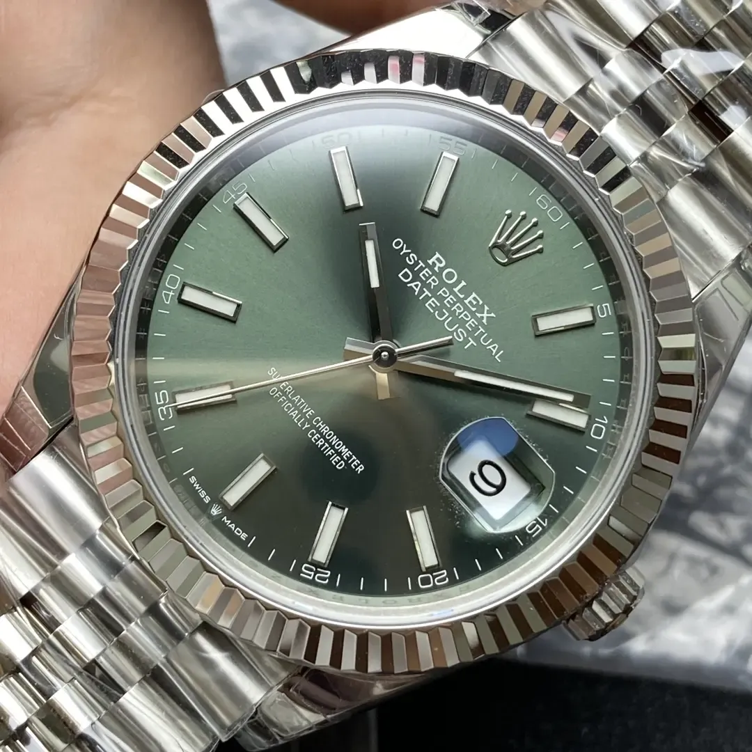 VS厂劳力士薄荷绿日志是否值得购买（优缺点详解）