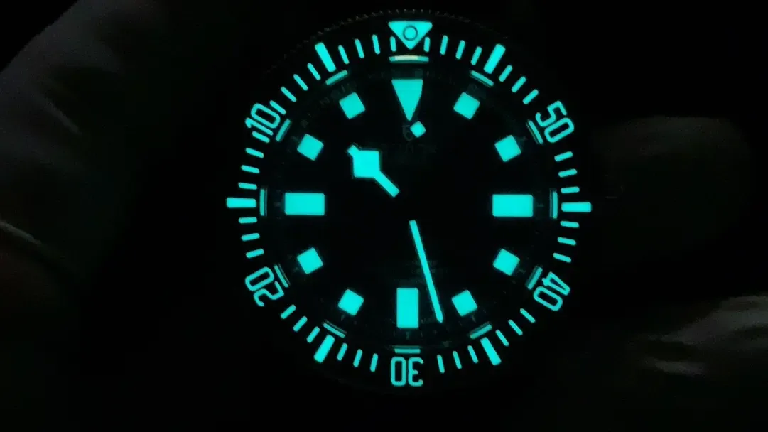 M+厂帝舵领潜型FXD红牛,用户真实评价与优缺点解析