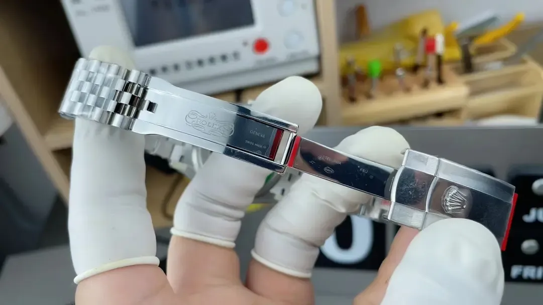 C厂劳力士日志绿萝对比VS厂，机芯与真伪鉴别全解析