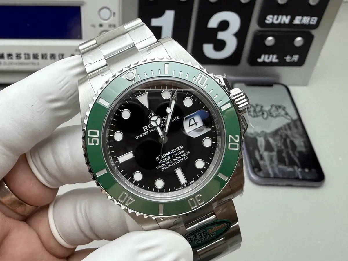 C厂绿水鬼3235机芯详细测评、手表避坑指南