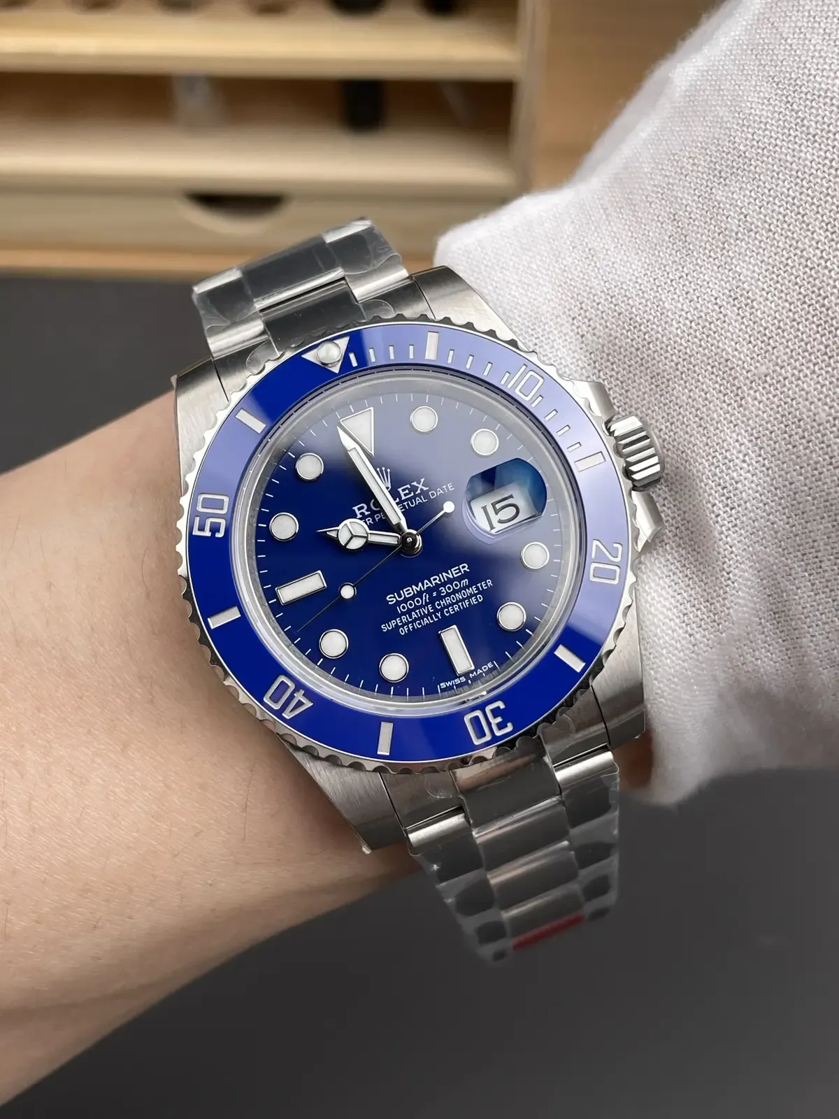 VS劳力士蓝水鬼3135机芯是否值得购买（优缺点详解）