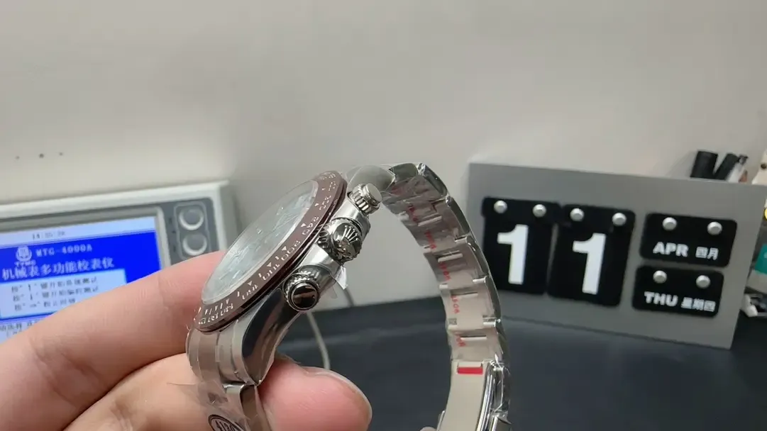 C厂冰蓝迪通拿方钻面盘测评：价格解析与做工质量深度拆解