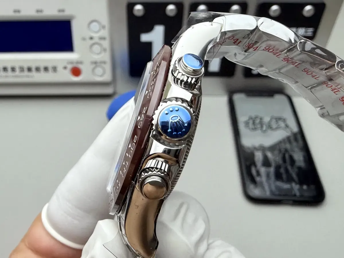 C厂劳力士冰蓝迪4130机芯辨别指南