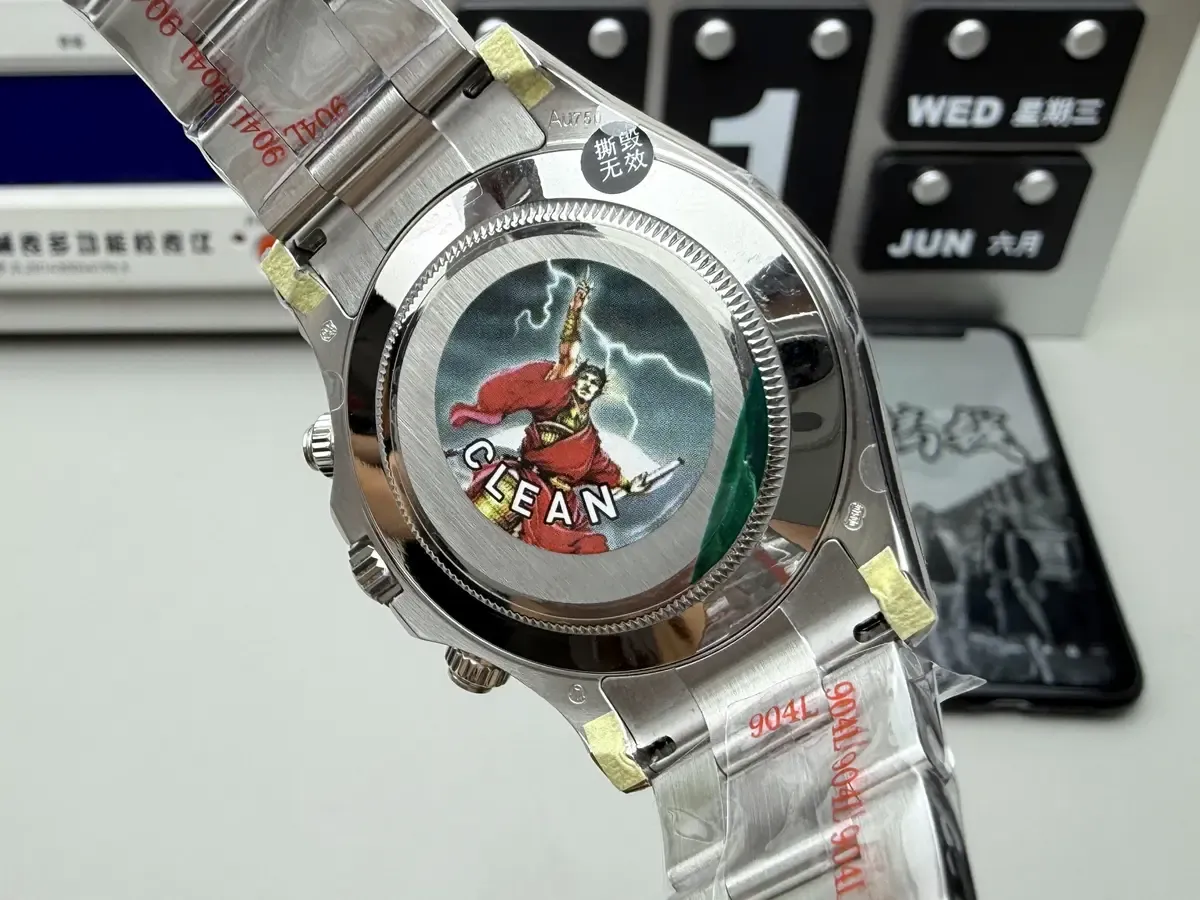 C厂劳力士冰蓝迪4130机芯辨别指南