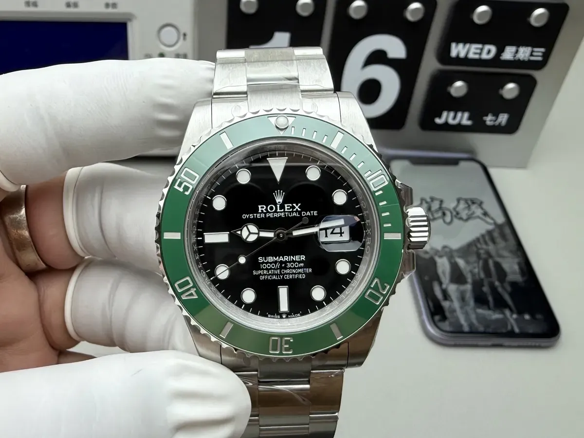 C厂买家后悔！VS厂丹东3235机芯动能超C厂，价格还低！