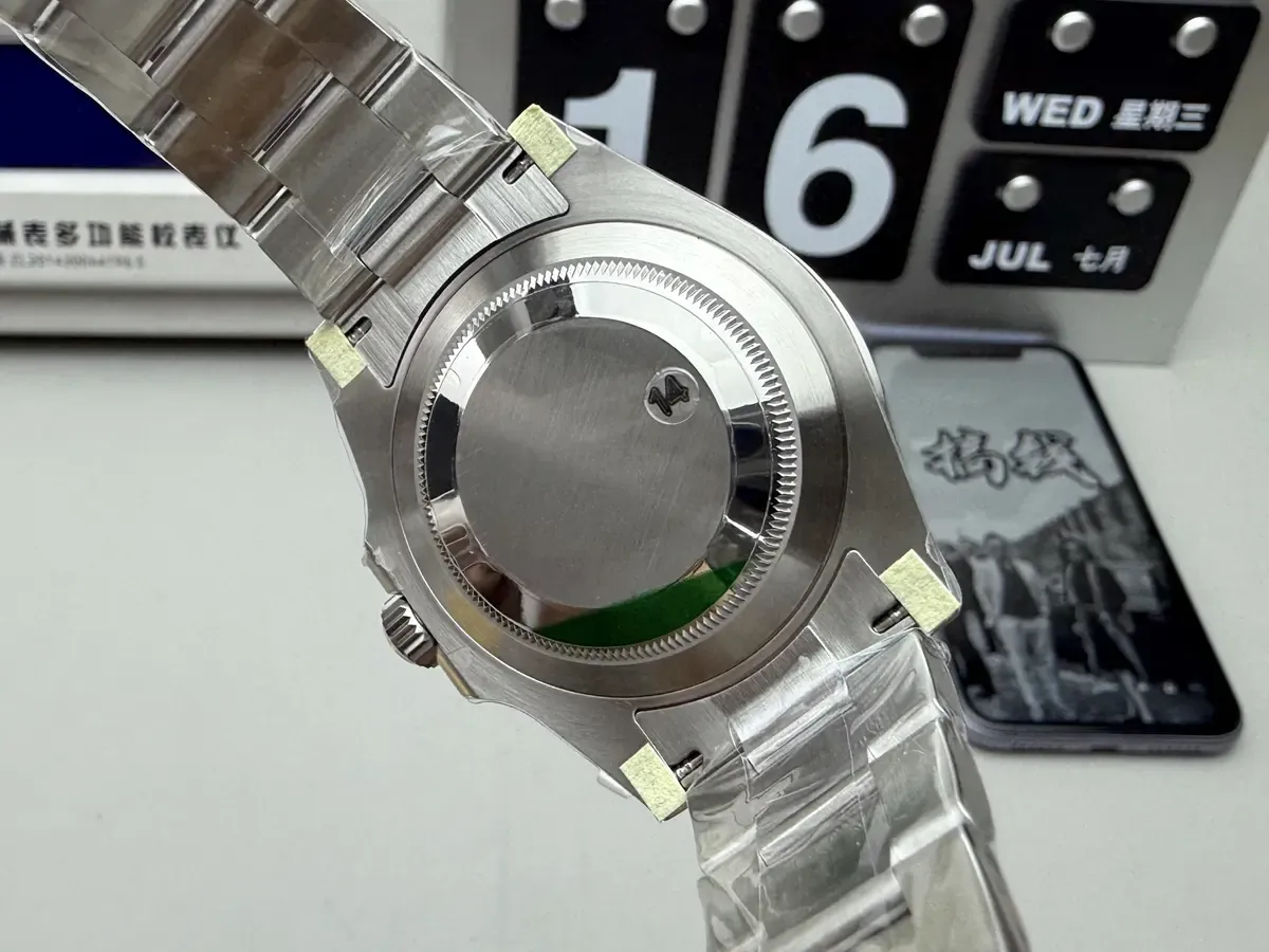 C厂买家后悔！VS厂丹东3235机芯动能超C厂，价格还低！