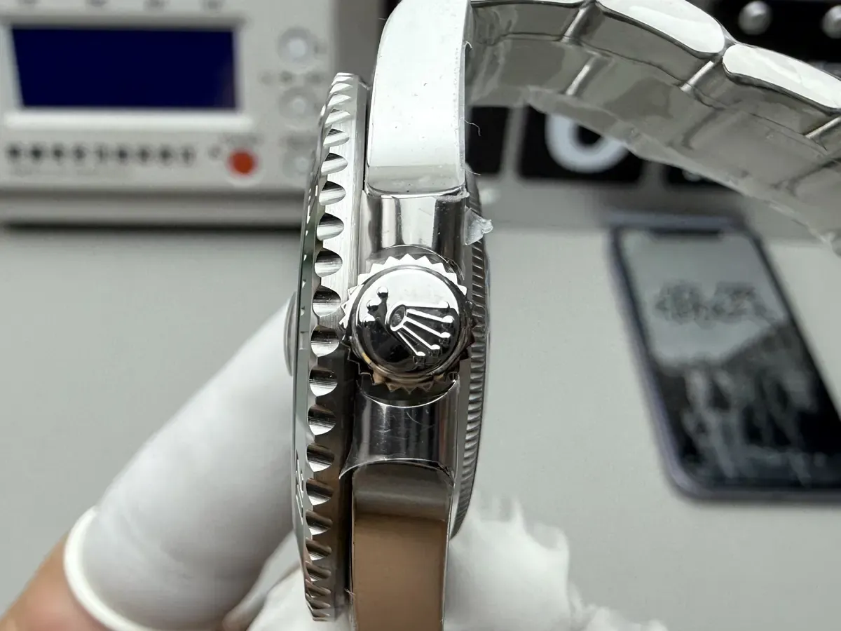 C厂买家后悔！VS厂丹东3235机芯动能超C厂，价格还低！