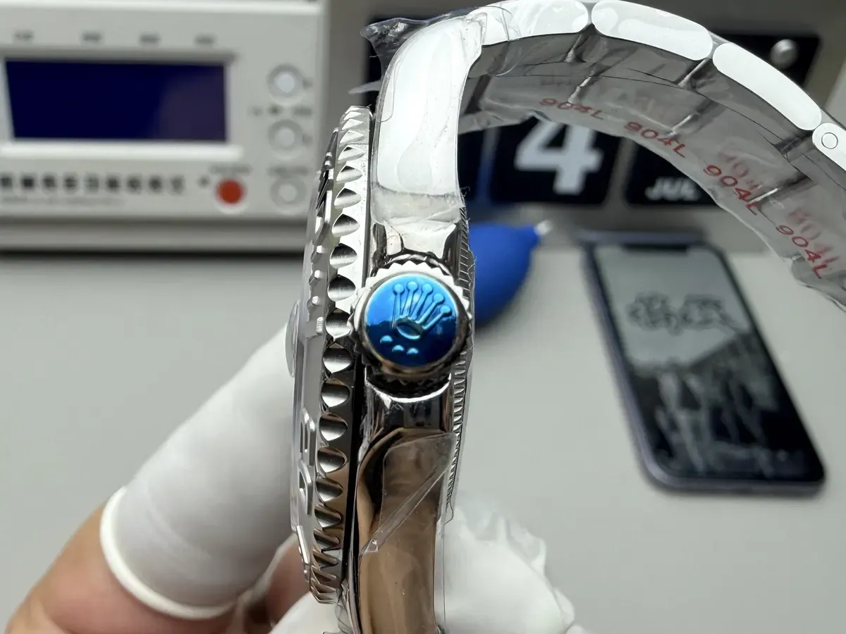 小白必看：C厂灰游艇对比vs厂哪个更好？