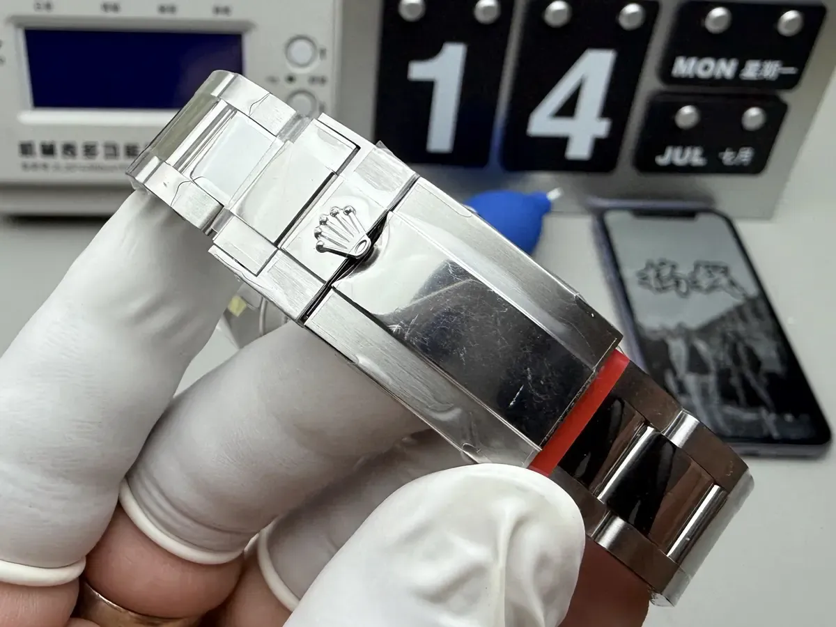 小白必看：C厂灰游艇对比vs厂哪个更好？