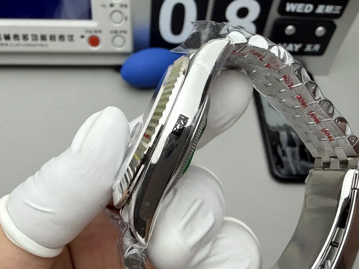 复刻表天花板！Clean厂劳力士日志41mm蓝面深度测评