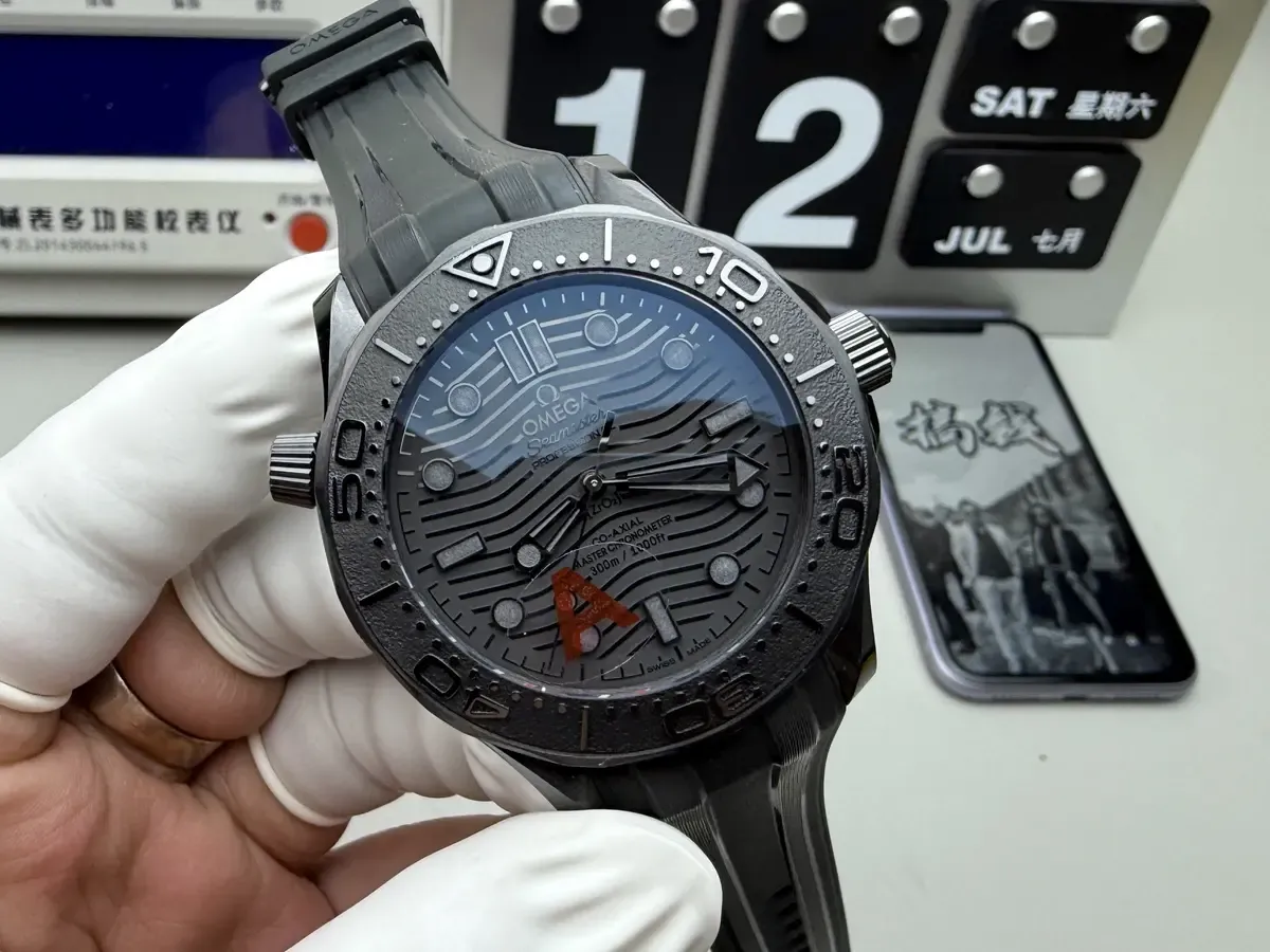 VS海马300全陶瓷黑武士细节实测，以假乱真新高度