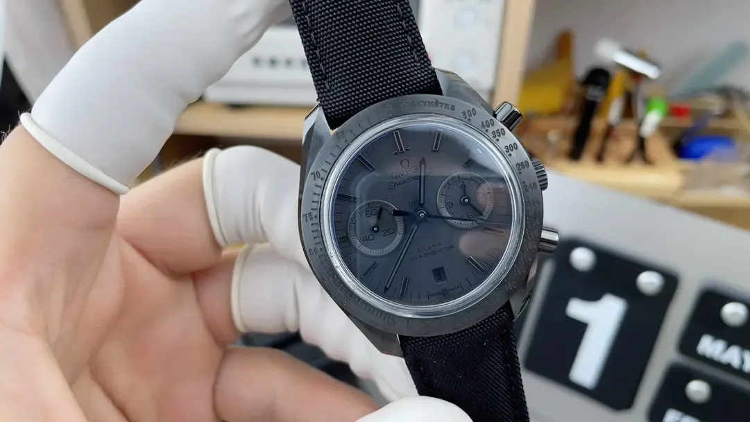 om厂欧米茄超霸月之暗面是否值得购买（优缺点详解）