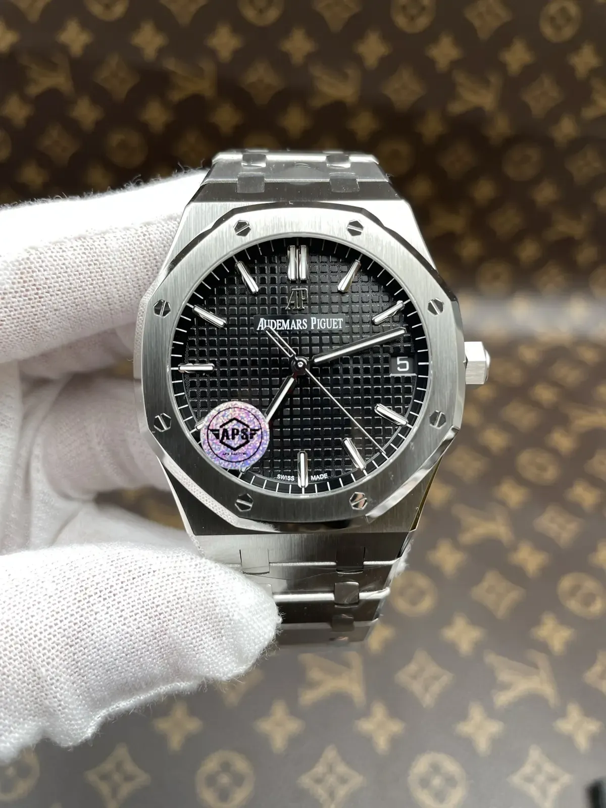 APS厂爱彼15500一体4302机芯，深度测评和新手辨别指南