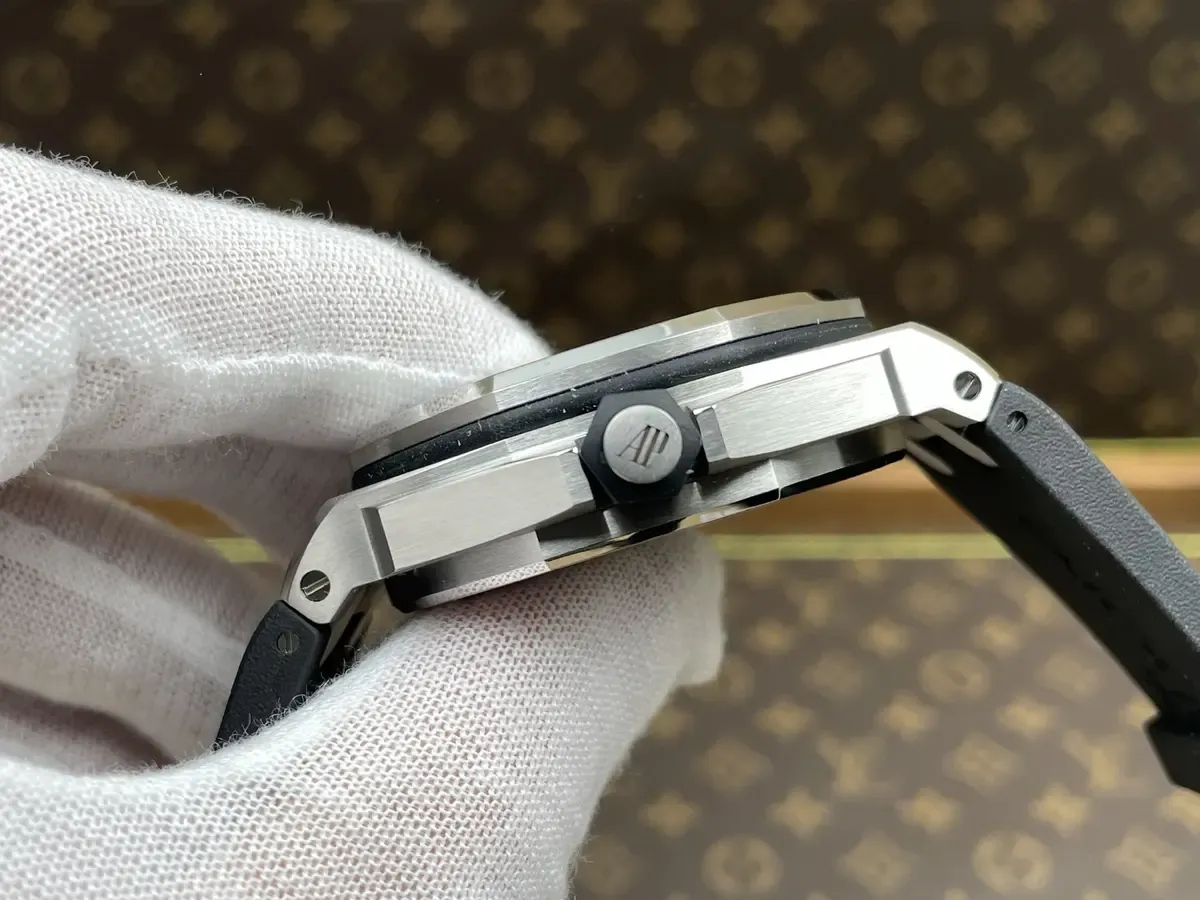 APS爱彼皇家橡树15703评价如何？货到如何验货？