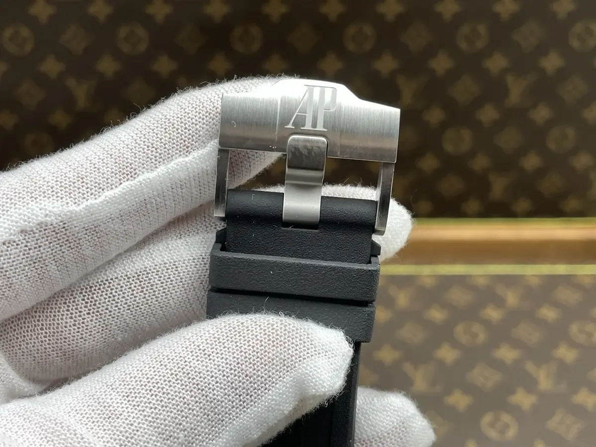 APS爱彼皇家橡树15703评价如何？货到如何验货？