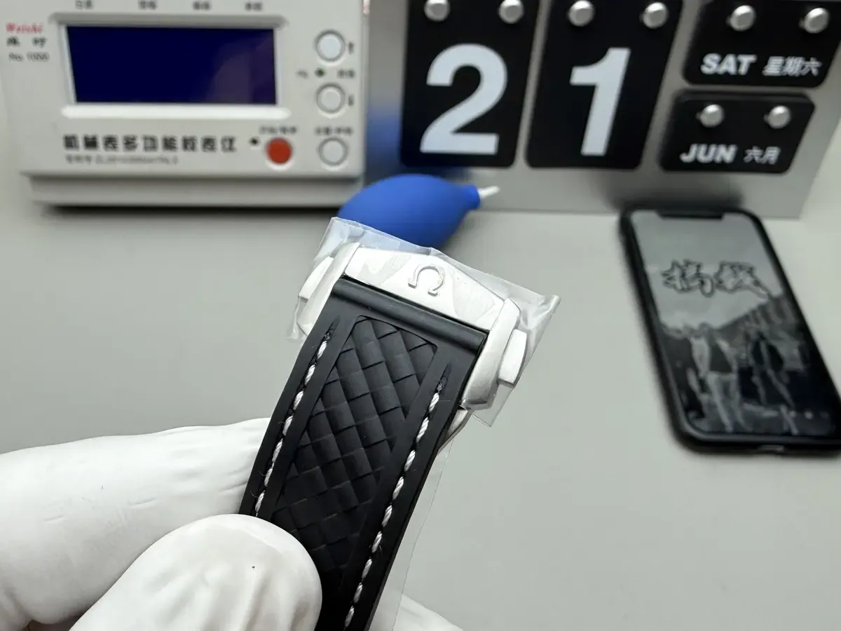 VS厂海马世界时钛金属如何辨别？这两关键点帮到您