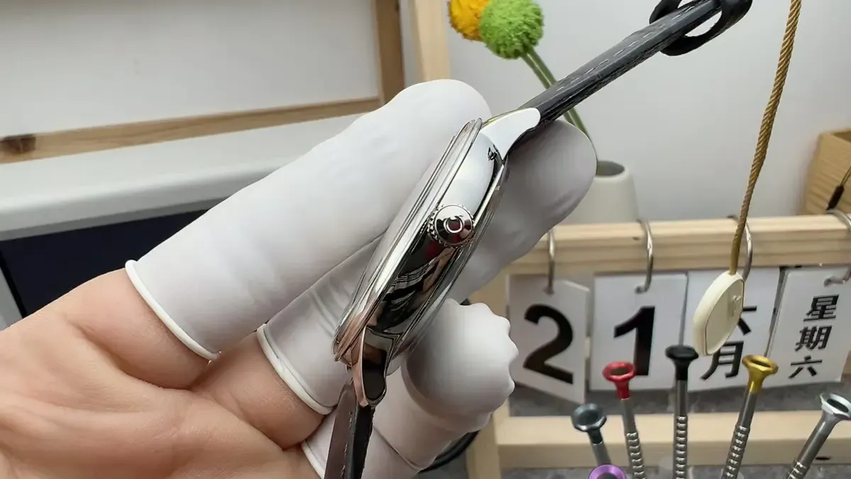 KY厂欧米茄蝶飞三代透底款鉴别方法(详细步骤)