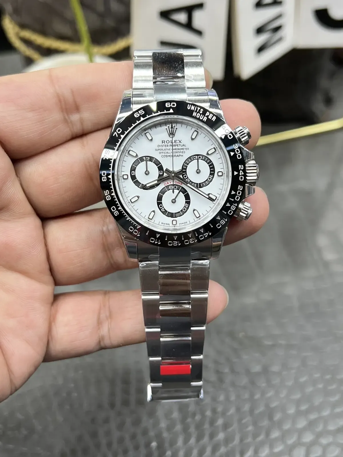 VS厂迪通拿4130做工品控要比C厂还要强吗?