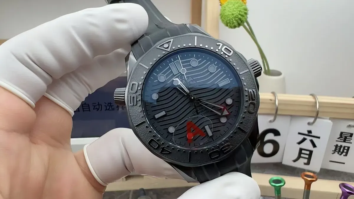 VS厂海马300墨黑陶瓷款能否称为天花板级别复刻？
