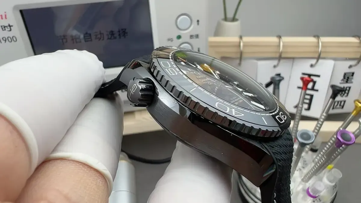 VS厂欧米茄海马600深海之黑质量好不好？（机芯故障率高吗）